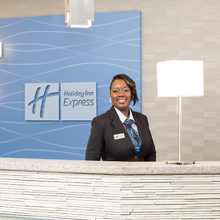 Holiday Inn Express Moline - Quad Cities Area By Ihg Bagian luar foto