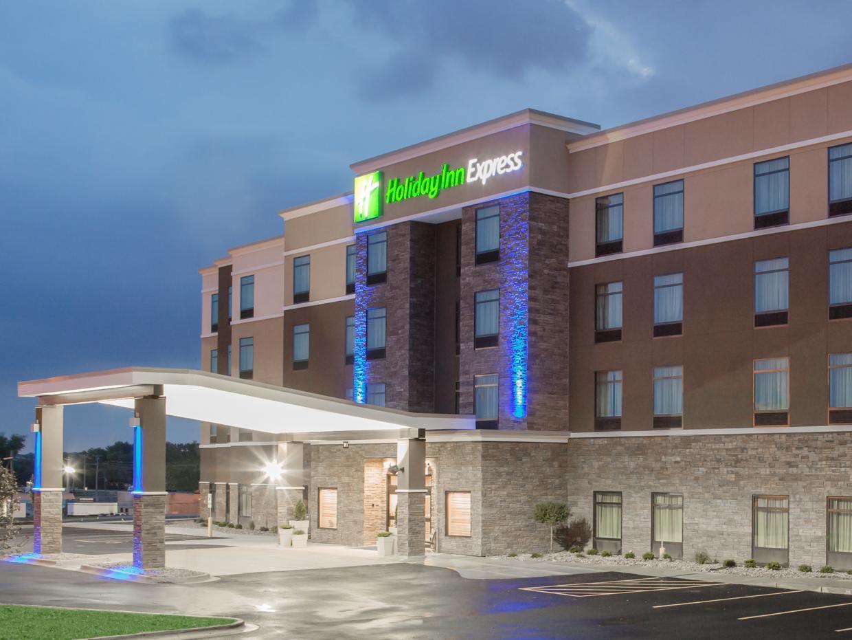Holiday Inn Express Moline - Quad Cities Area By Ihg Bagian luar foto