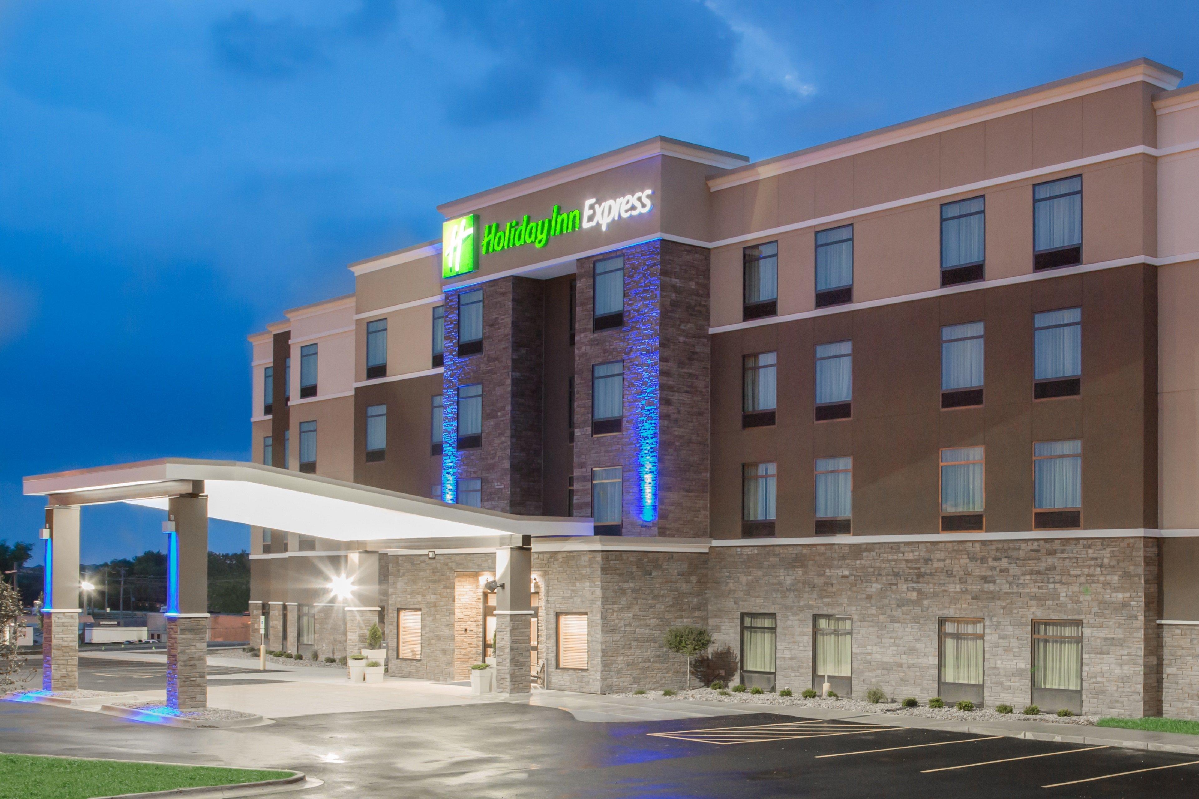 Holiday Inn Express Moline - Quad Cities Area By Ihg Bagian luar foto